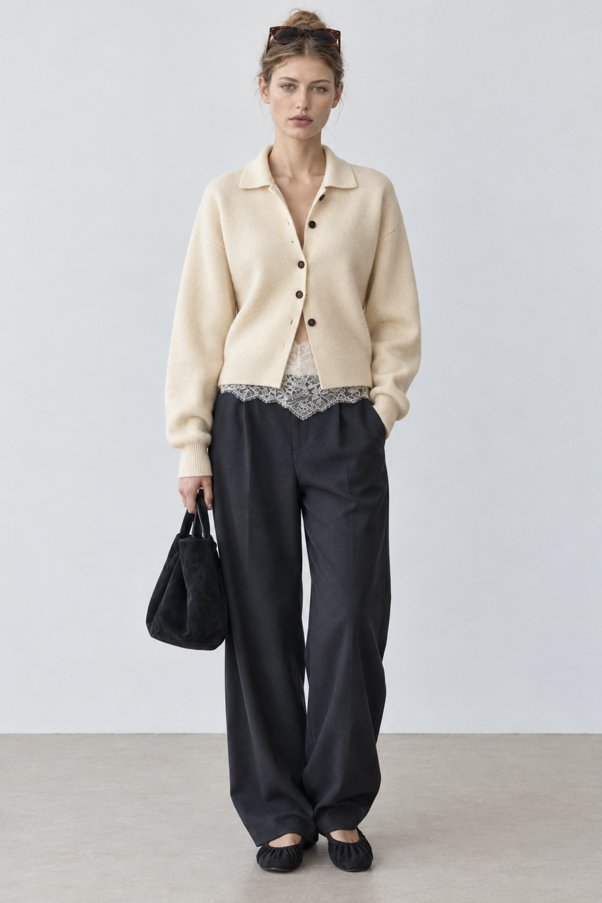 Ingrid Larsen (5'10" / 178 cm) wears a size S