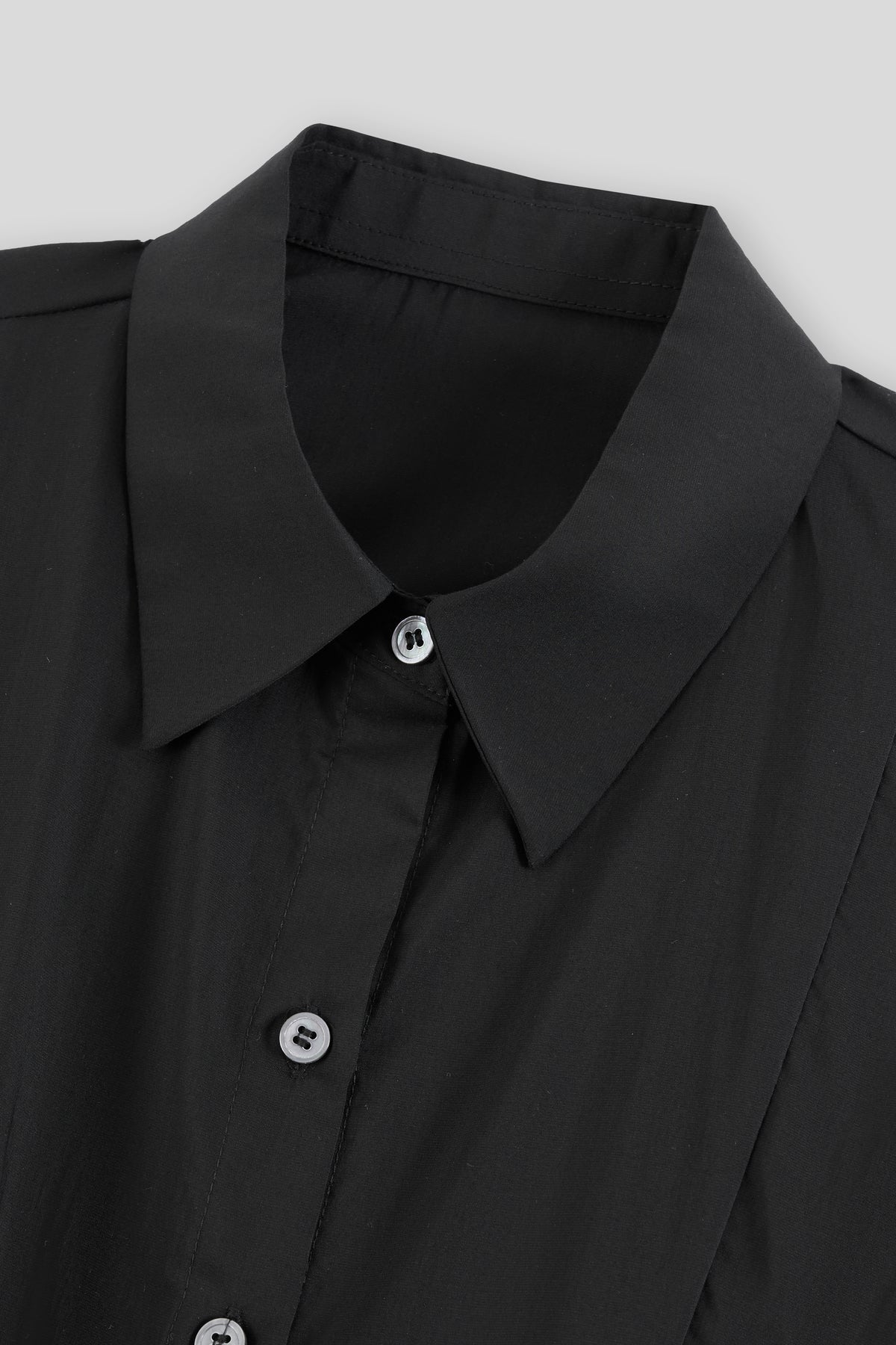 Cropped Shirt With Knot