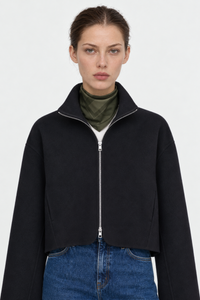 Margot Dubois (5'9" / 176 cm) wears a size S