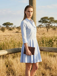 Lena (5'9" / 175 cm) wears a size M