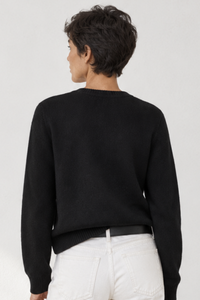 100% Wool Crewneck Sweater in Black