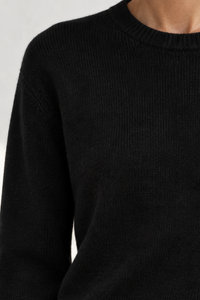 100% Wool Crewneck Sweater in Black